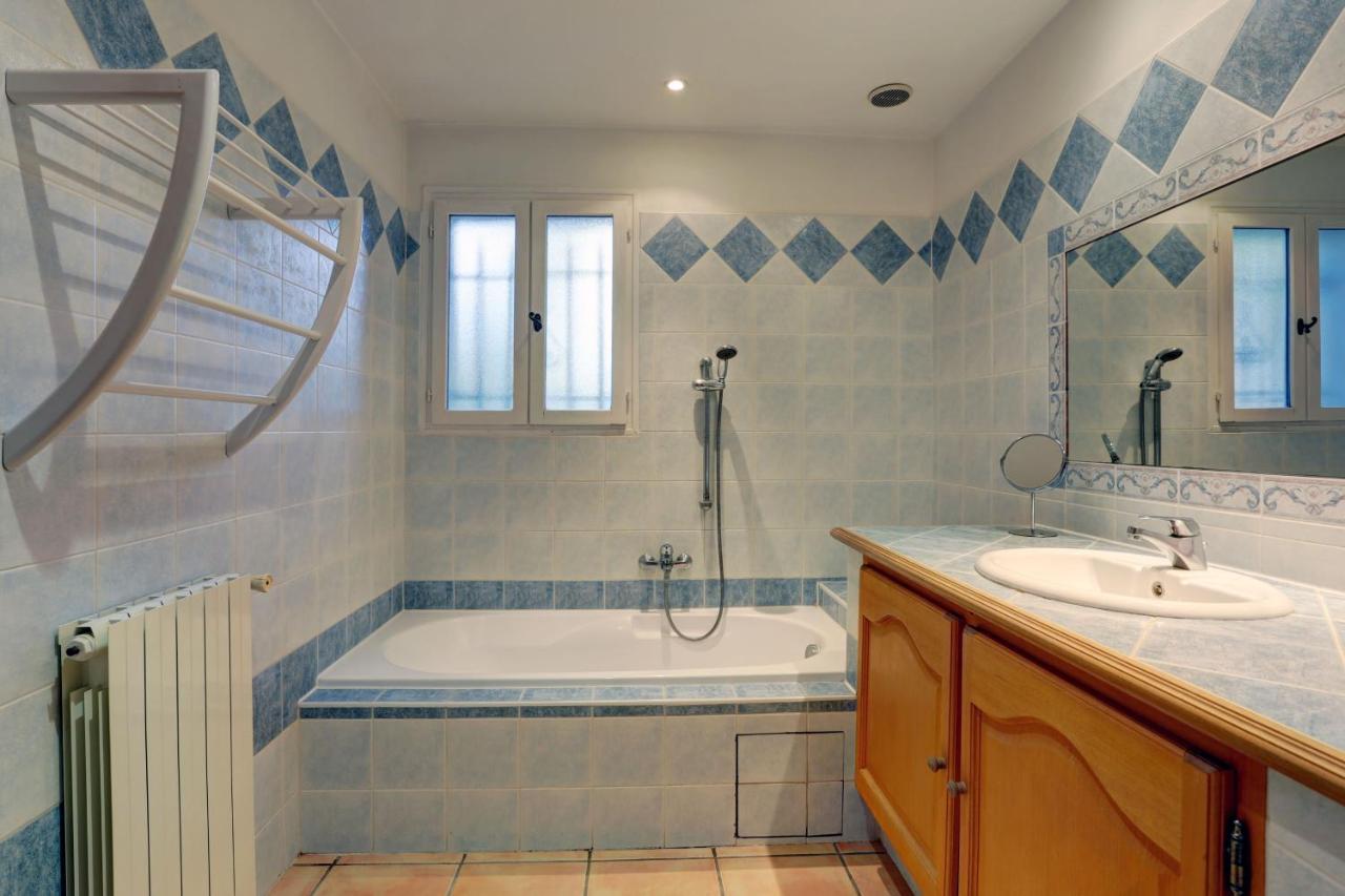 De Charme, 8 Pers, Climatisee, Piscine Chauffee, Calme Garanti *