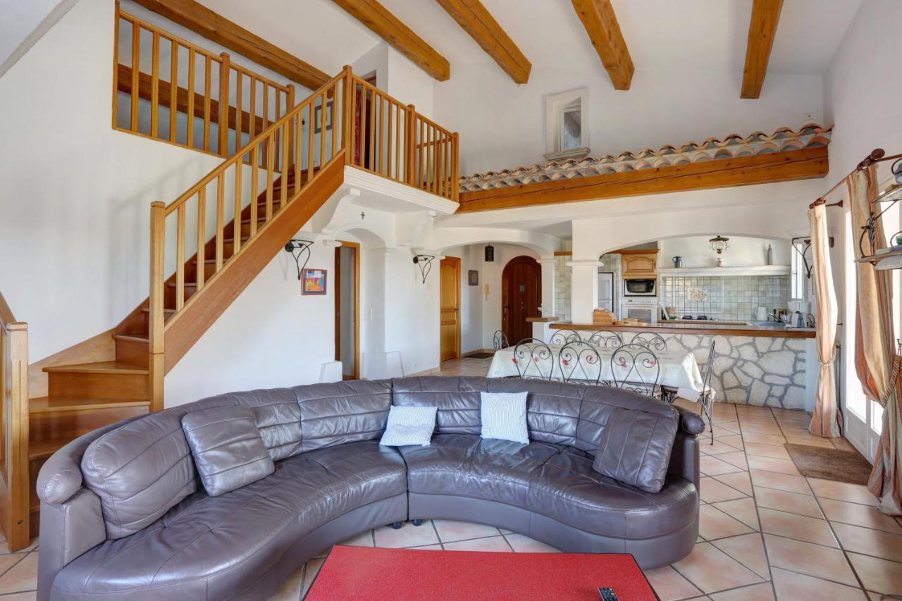 De Charme, 8 Pers, Climatisée, Piscine Chauffée, Calme Garanti Roquebrune-sur-Argens